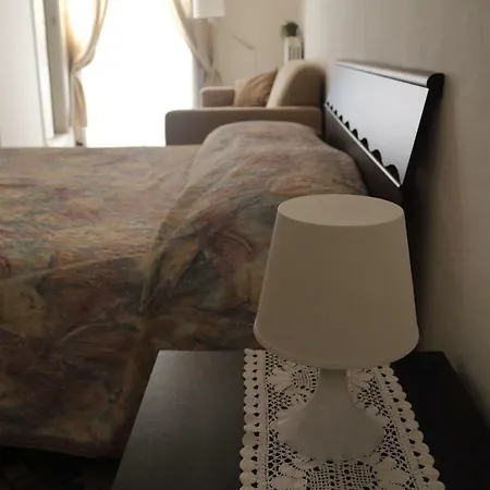 Huit Bed & Breakfast 3*